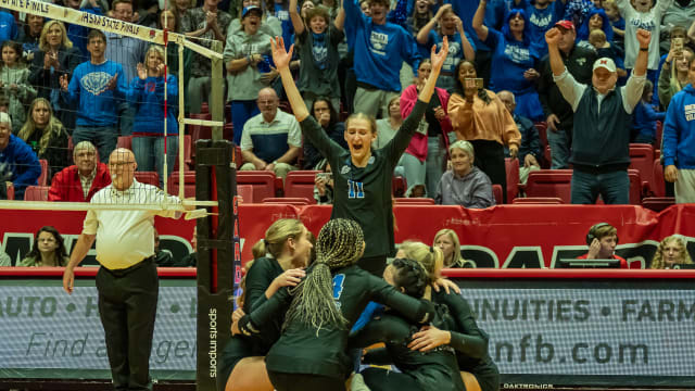 Hamilton Southeastern wins Indiana Class 4A girls volleyball championship